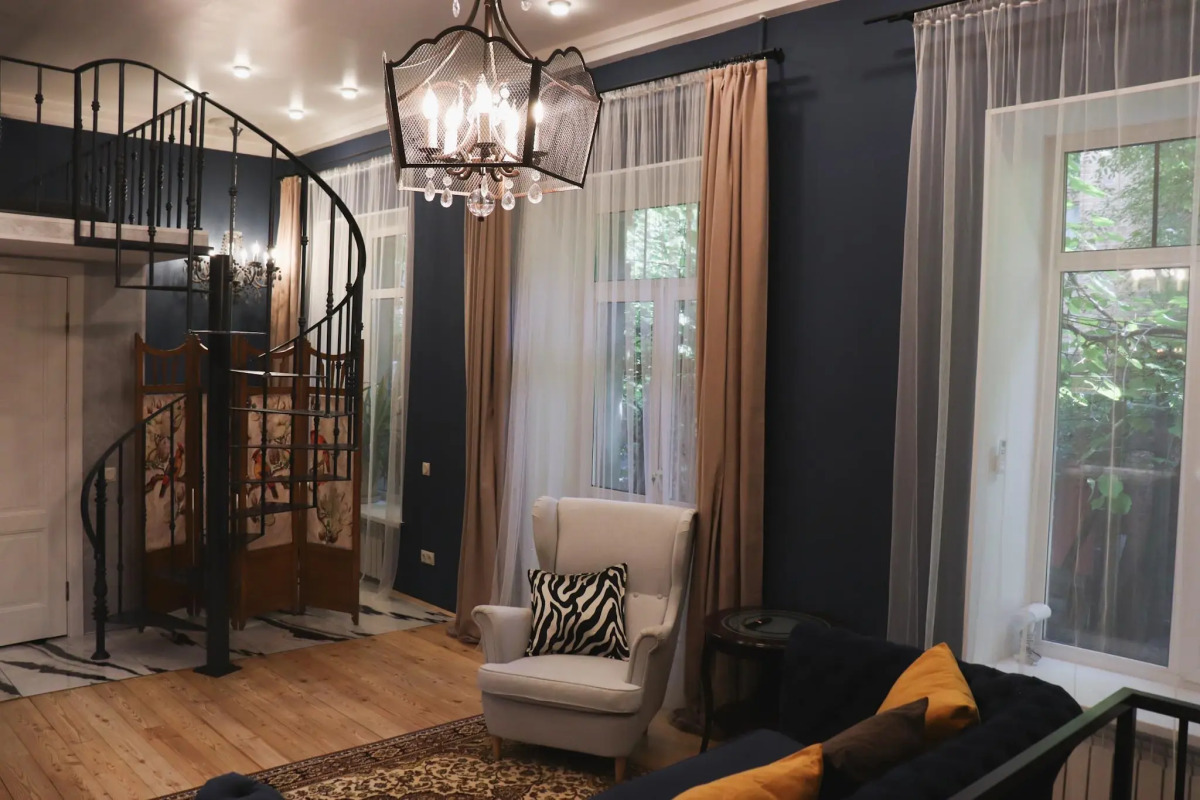 Апартаменты Винтаж с Собственным Двориком