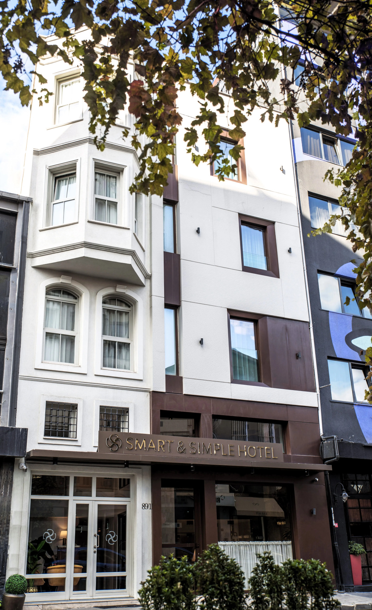 Smart and Simple Hotel Karakoy