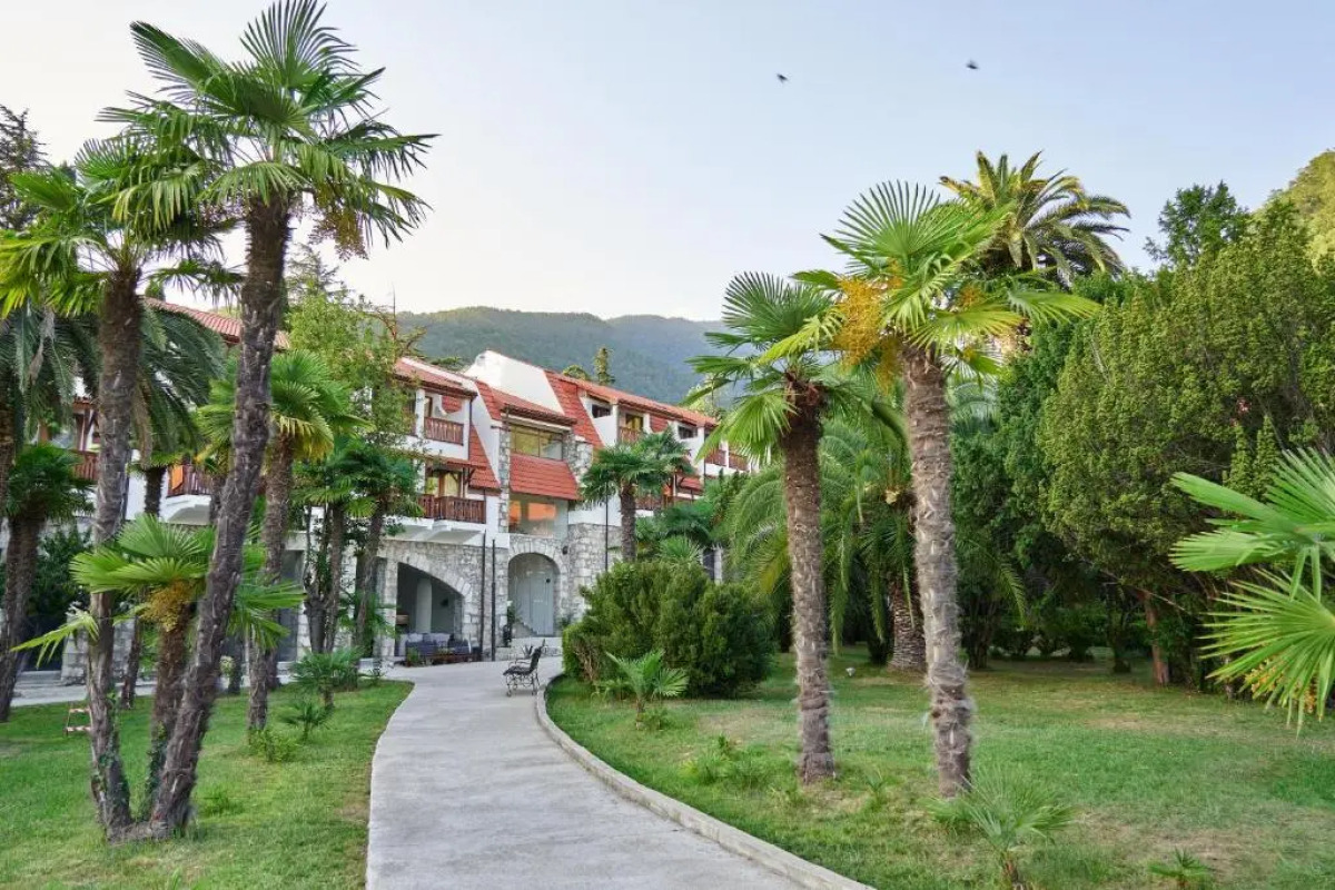 Отель Абаата