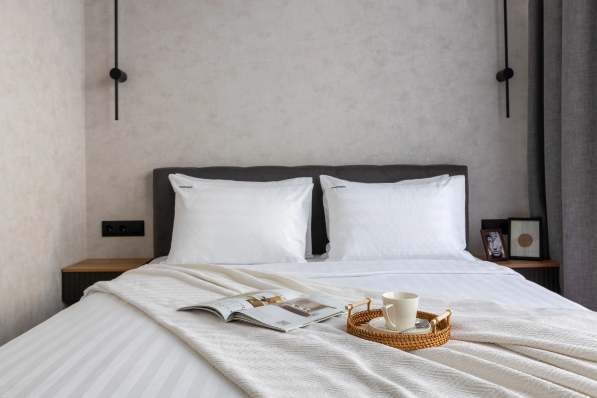 Апартаменты Red Apartments Арт Лайт Адриан