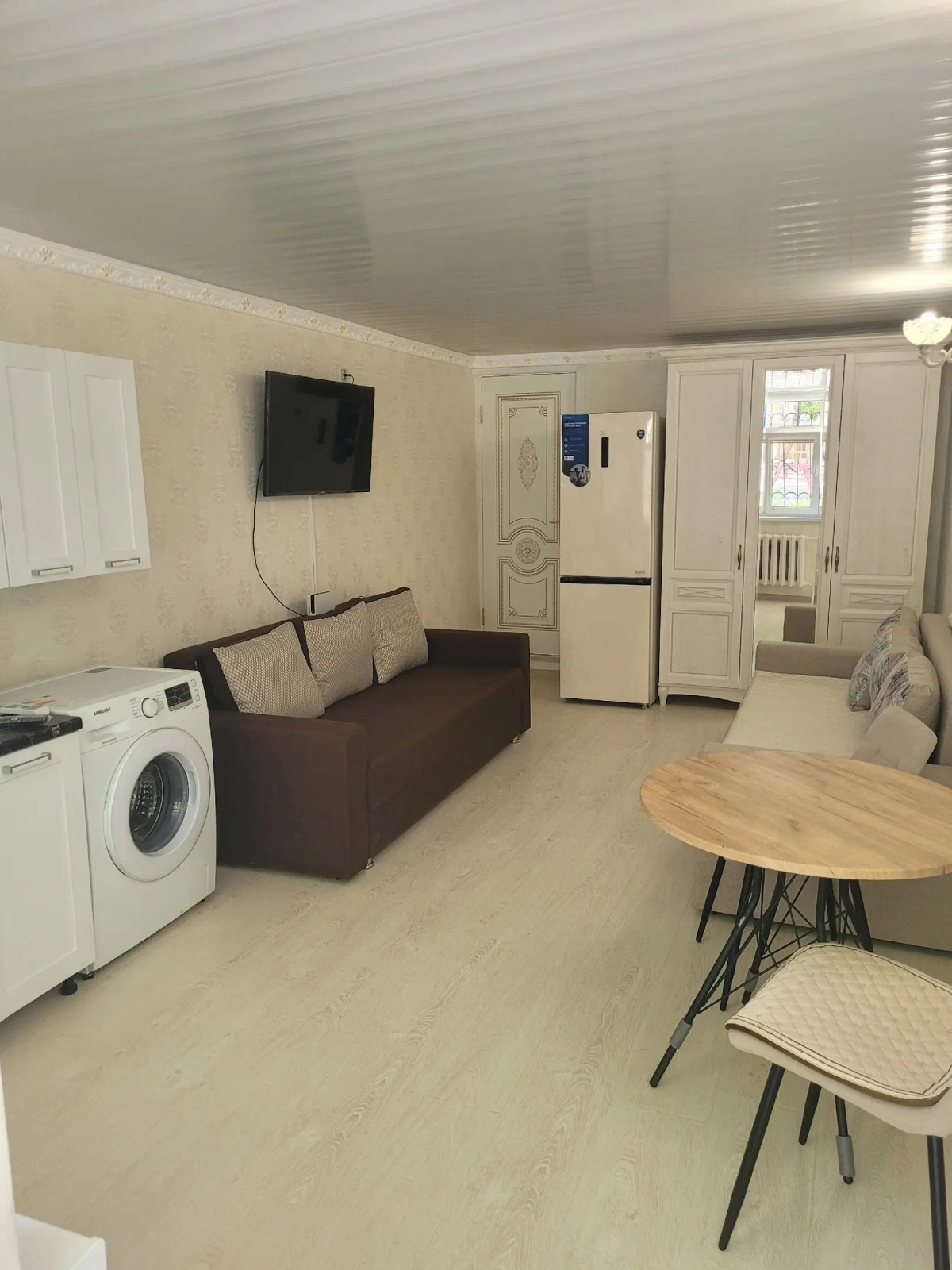 Квартира в Центре Города на Улице Счастливых Людей