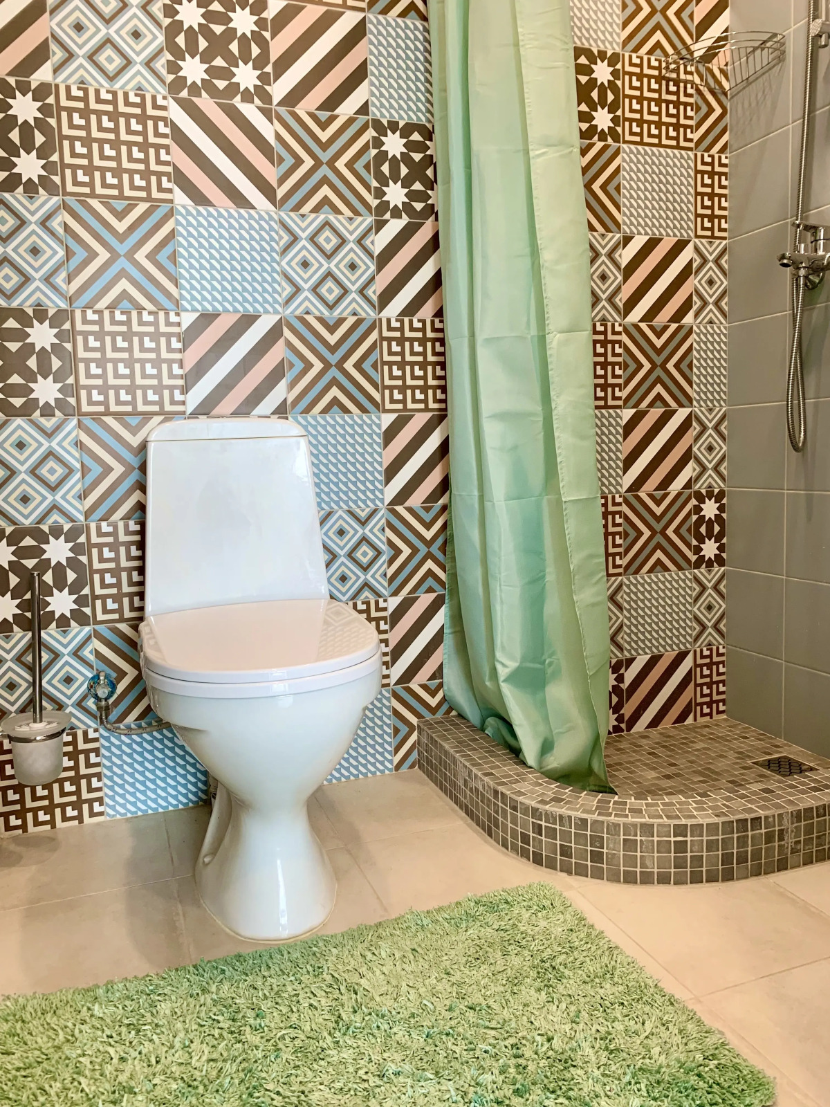 Апартаменты улица Лётчика Ульянина 75.2