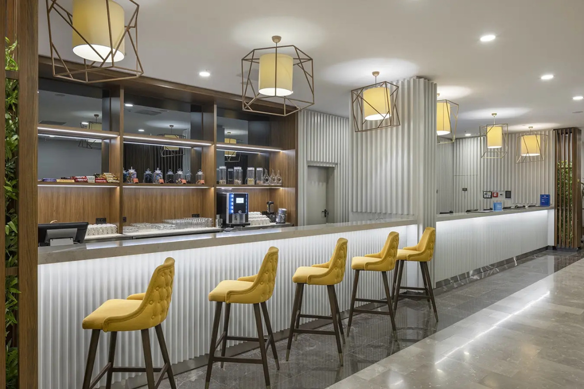 Отель Hampton by Hilton Istanbul Arnavutkoy