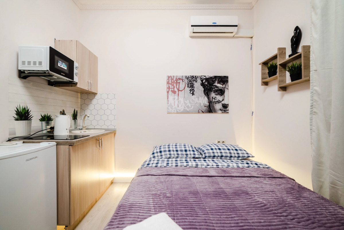 Апартаменты Жуковского 1/2/10 с2 (104)