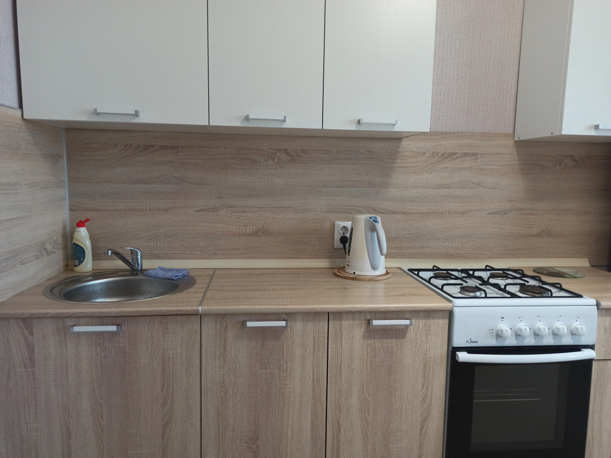 Квартира с видом на пойму реки Царица