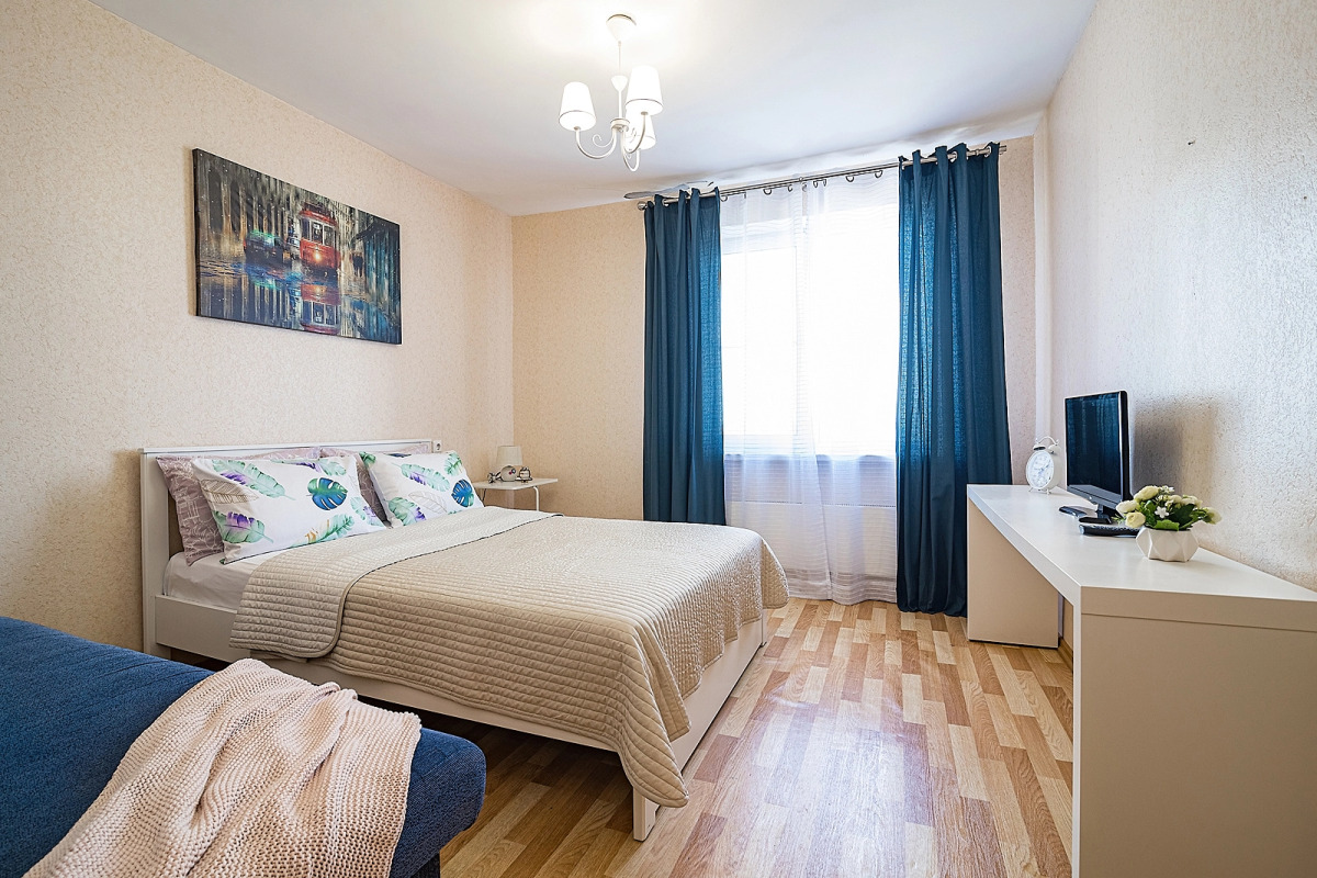 Апартаменты двухкомнатные c видом на Волгу на Волжской набережной  25, м.Cтрелка. Сова-Дом