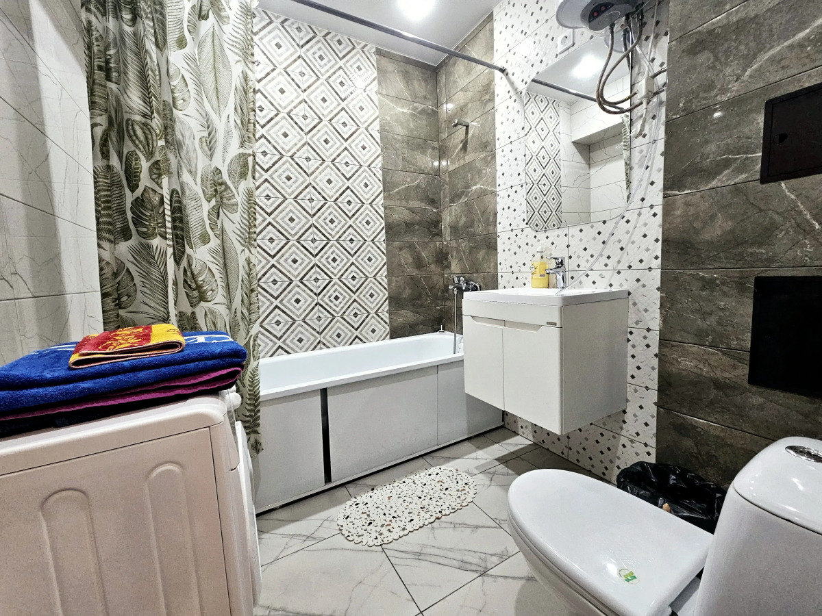 Квартира Братская 4