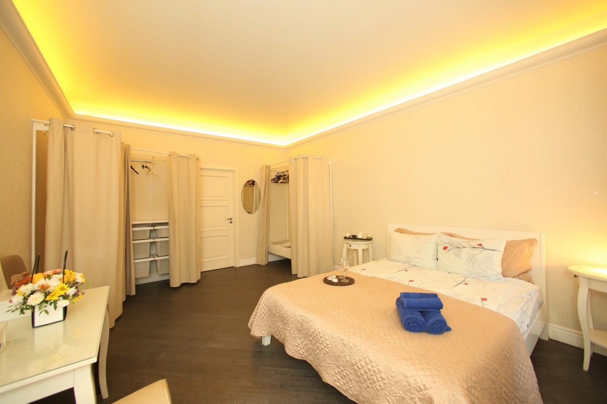 Апартаменты Просторные Апартаменты Рядом с Сенной Площадью