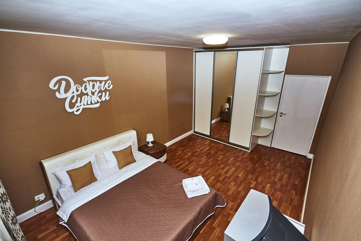 Апартаменты Добрые Сутки на ул.Генерала Варенникова, д.2