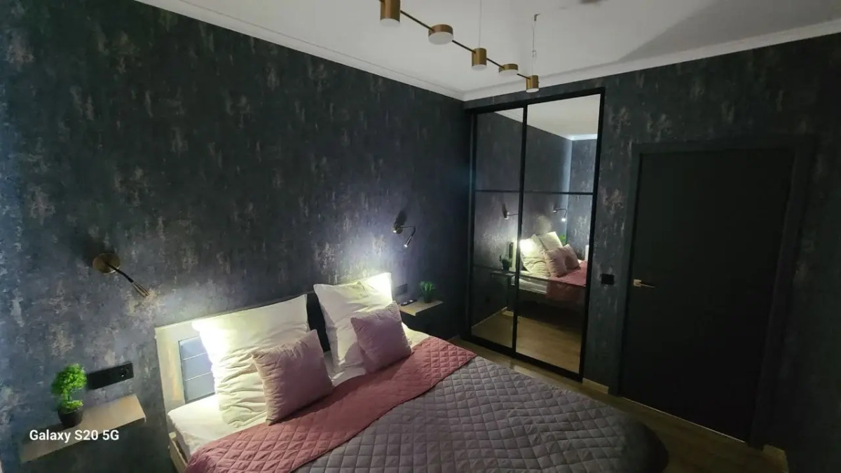 Квартира у королевских ворот