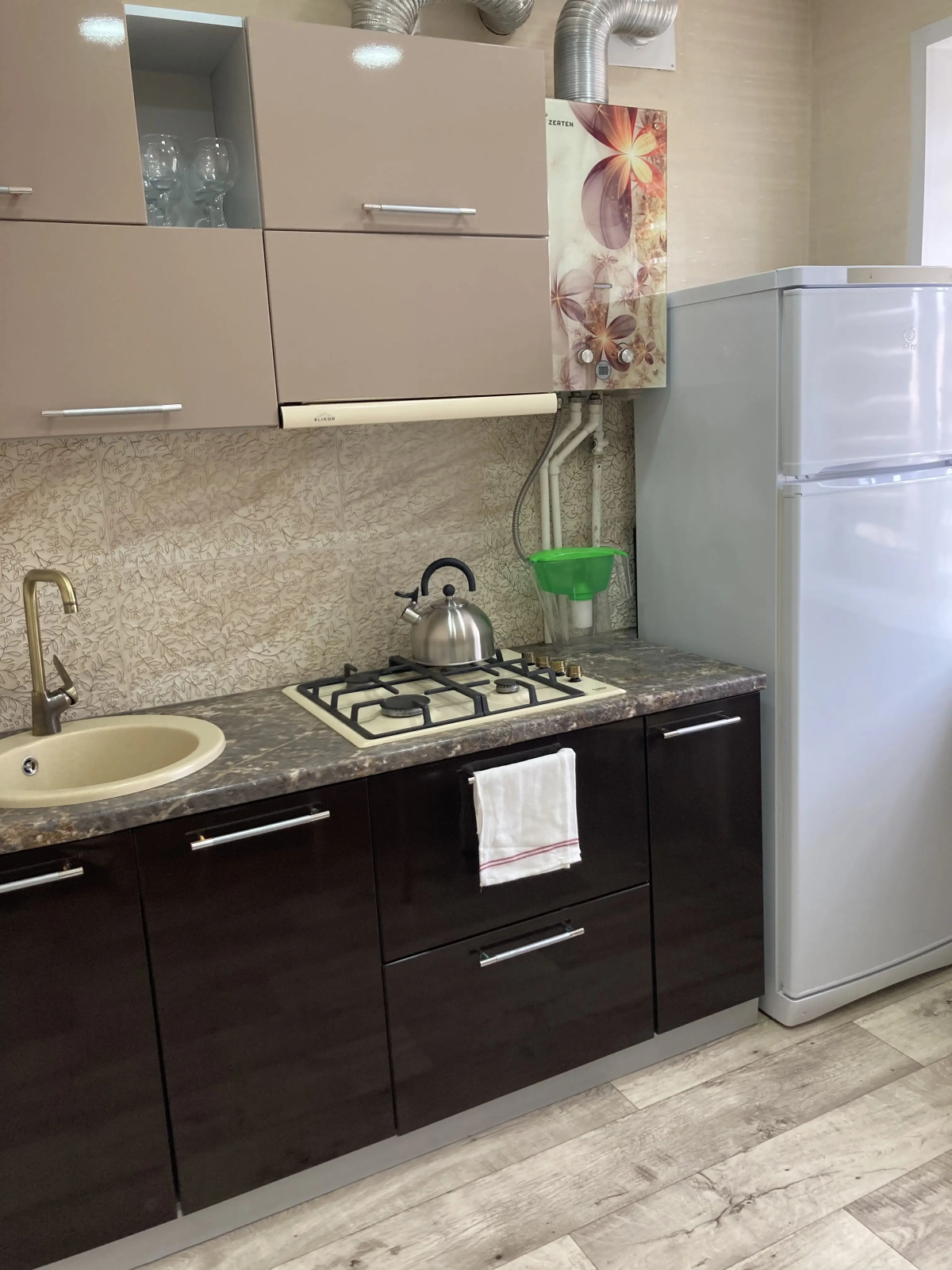 Апартаменты на площади Ленина