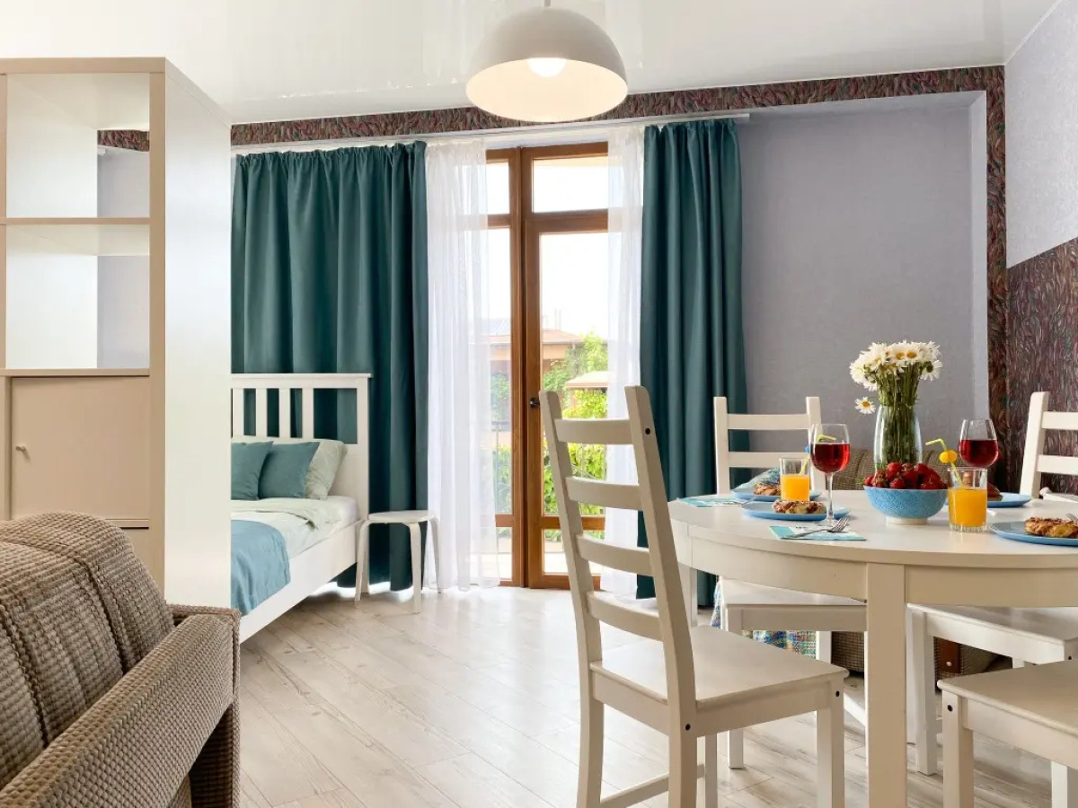 Квартира у Моря с Бассейном