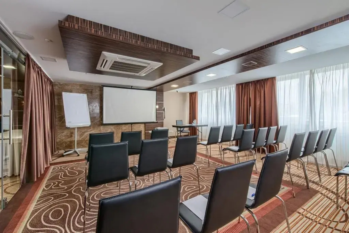 Отель Президент