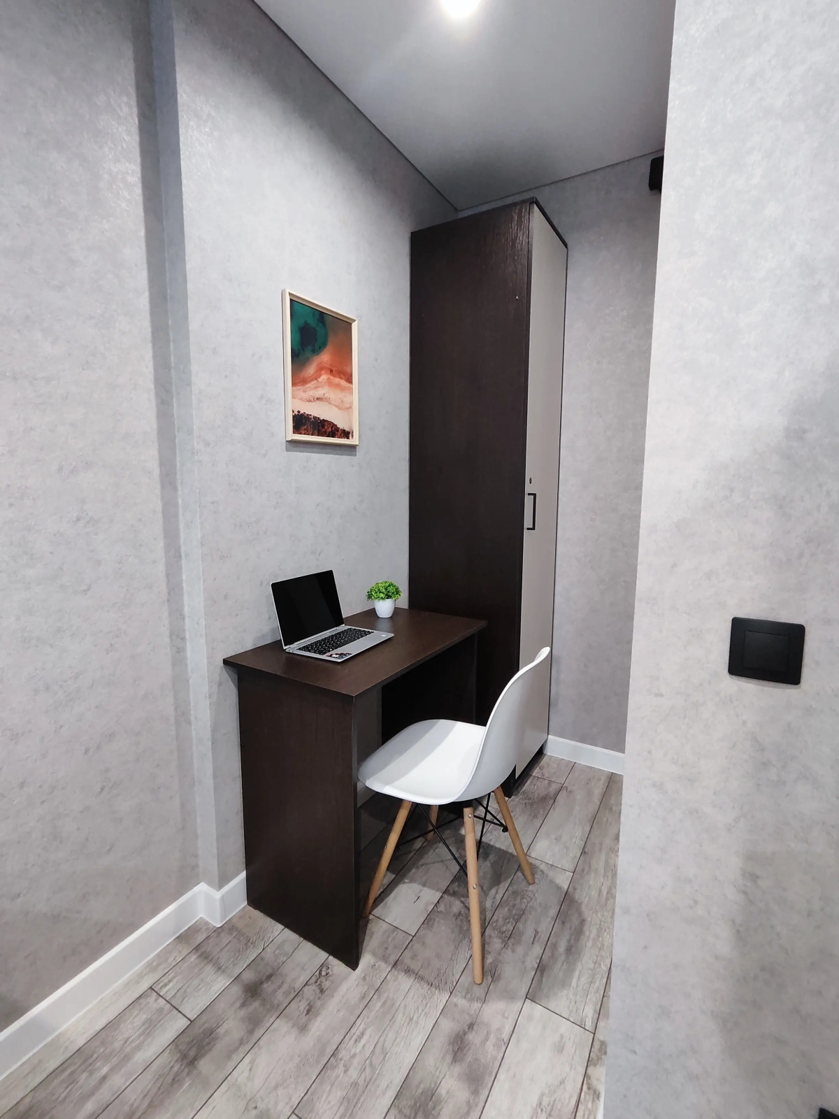 1-к. квартира на Базарной площади с видом на пруд, 30 м², 22 этаж