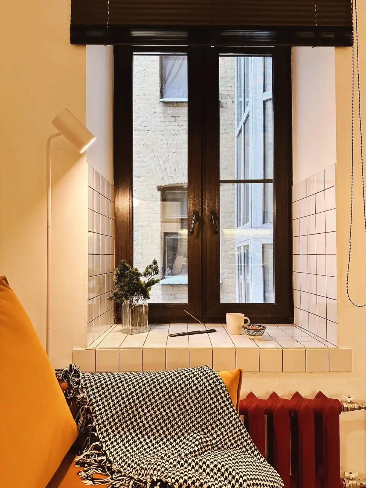 Квартира в тихом дворе с раздельными комнатами и с сауной на Невском