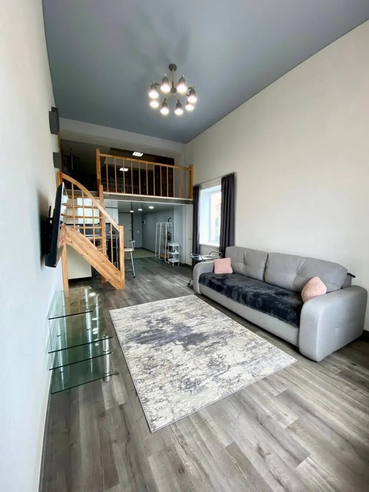 Квартира Просторная студия в центральной части города