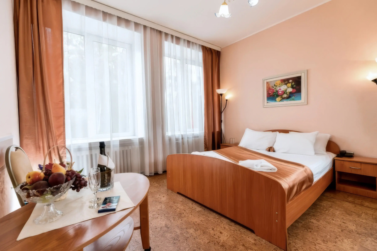 Отель Ладога