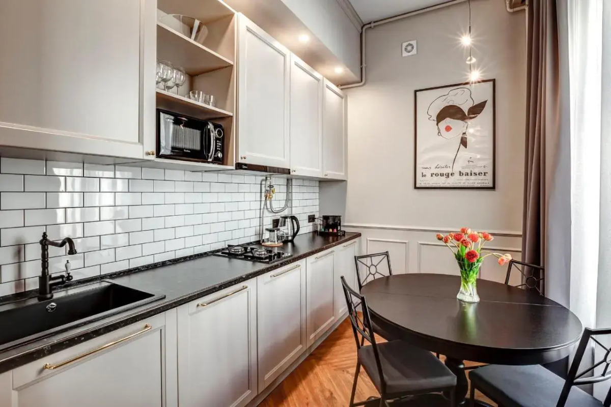 Апартаменты на Большой Конюшенной