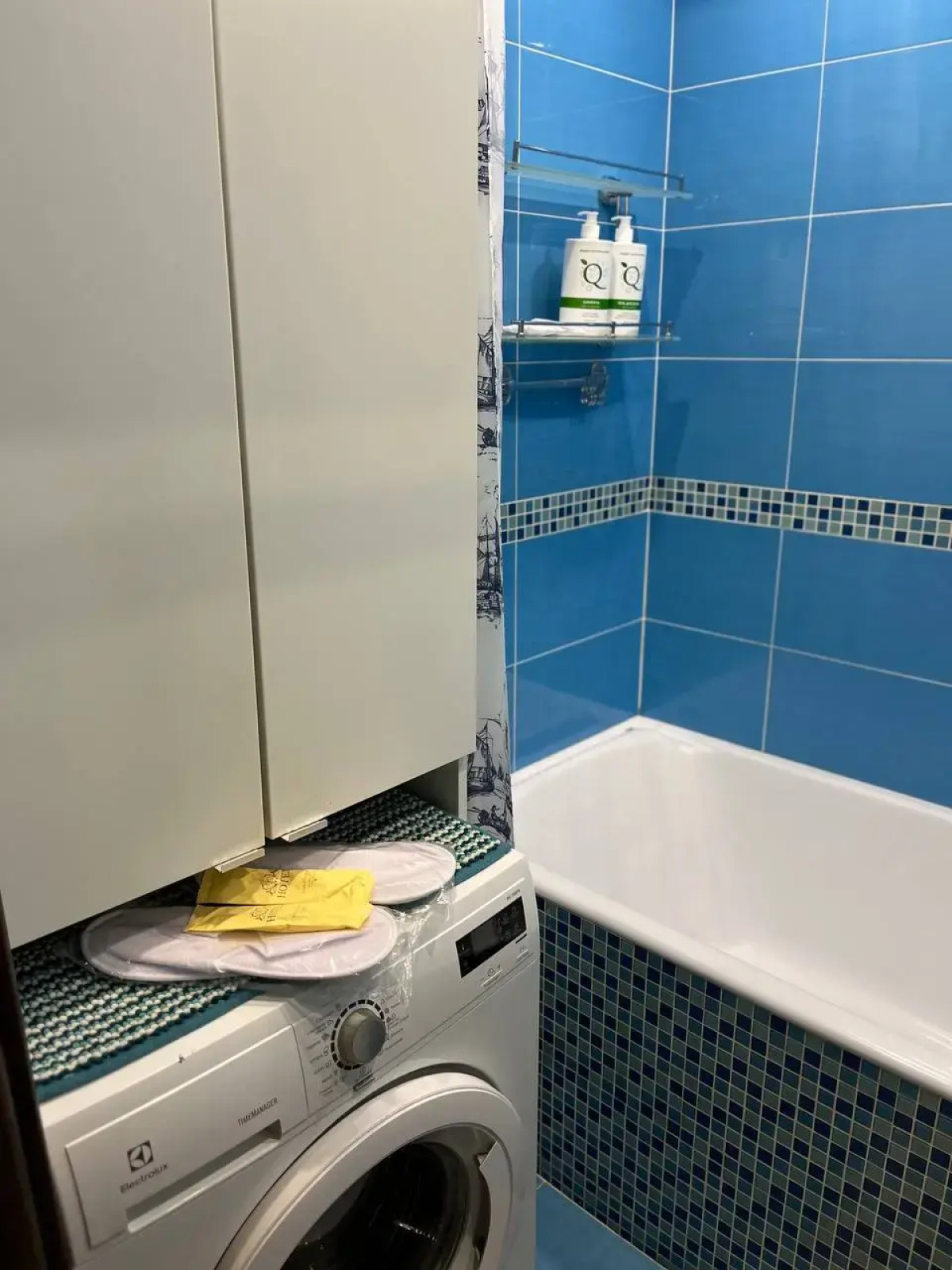 Квартира 2-х комнатная Осенний бульвар