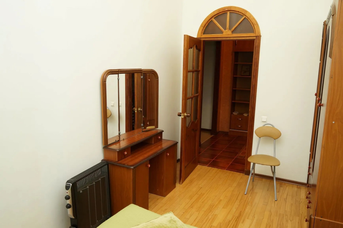 Апартаменты 2-х комнатные на Невском 65