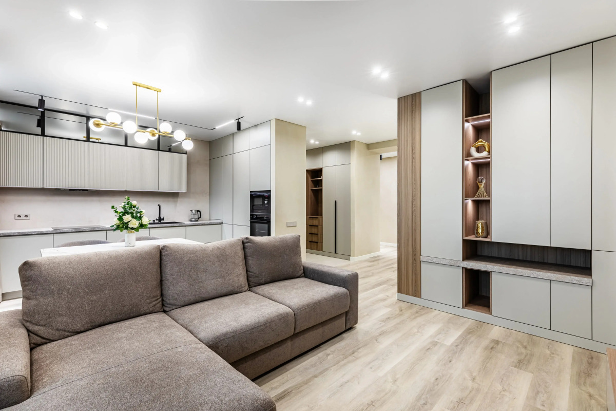 Квартира большая 4-х комнатная LS Арт Центр