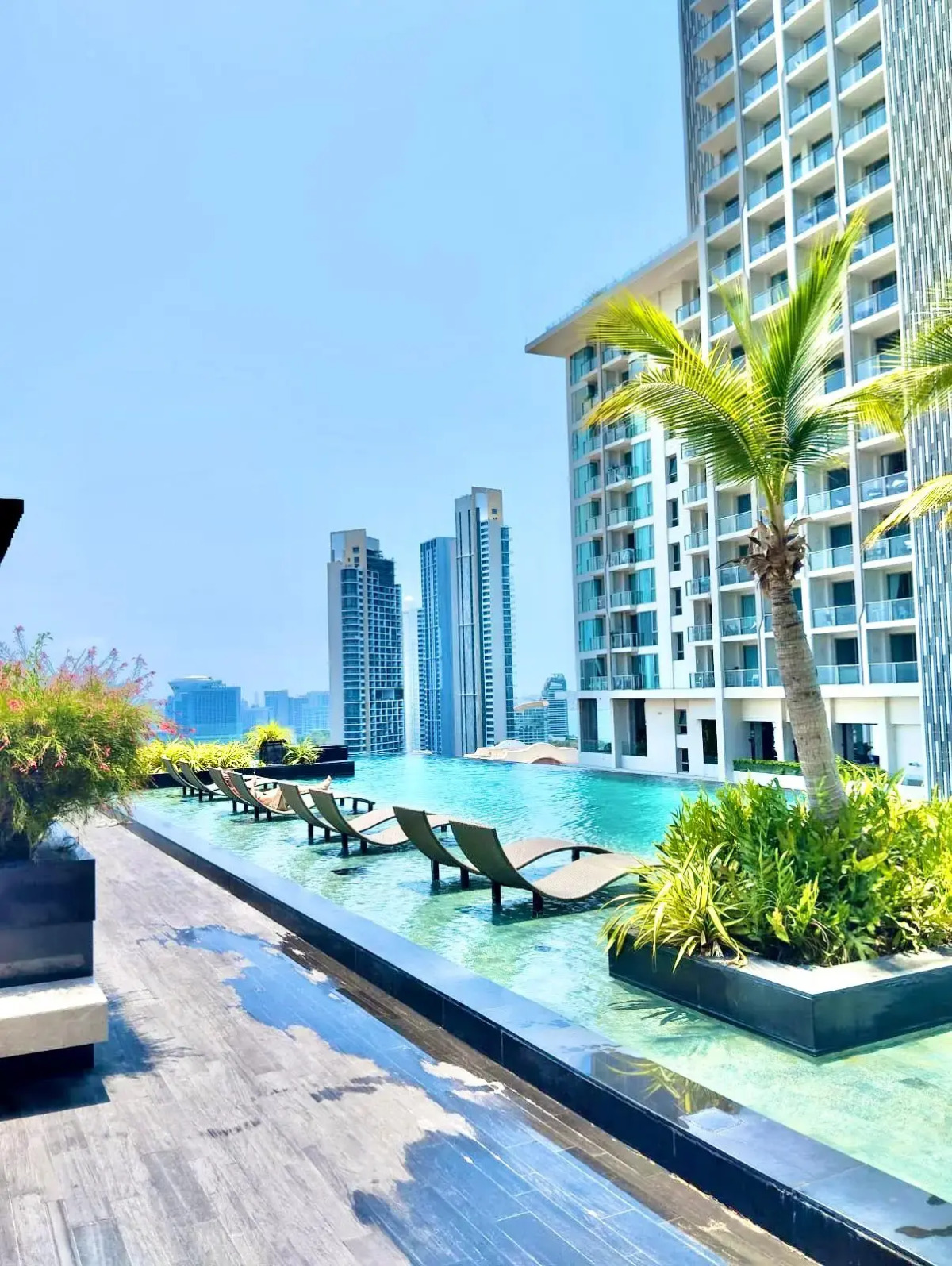 Апартаменты Riviera Wongamat Beach