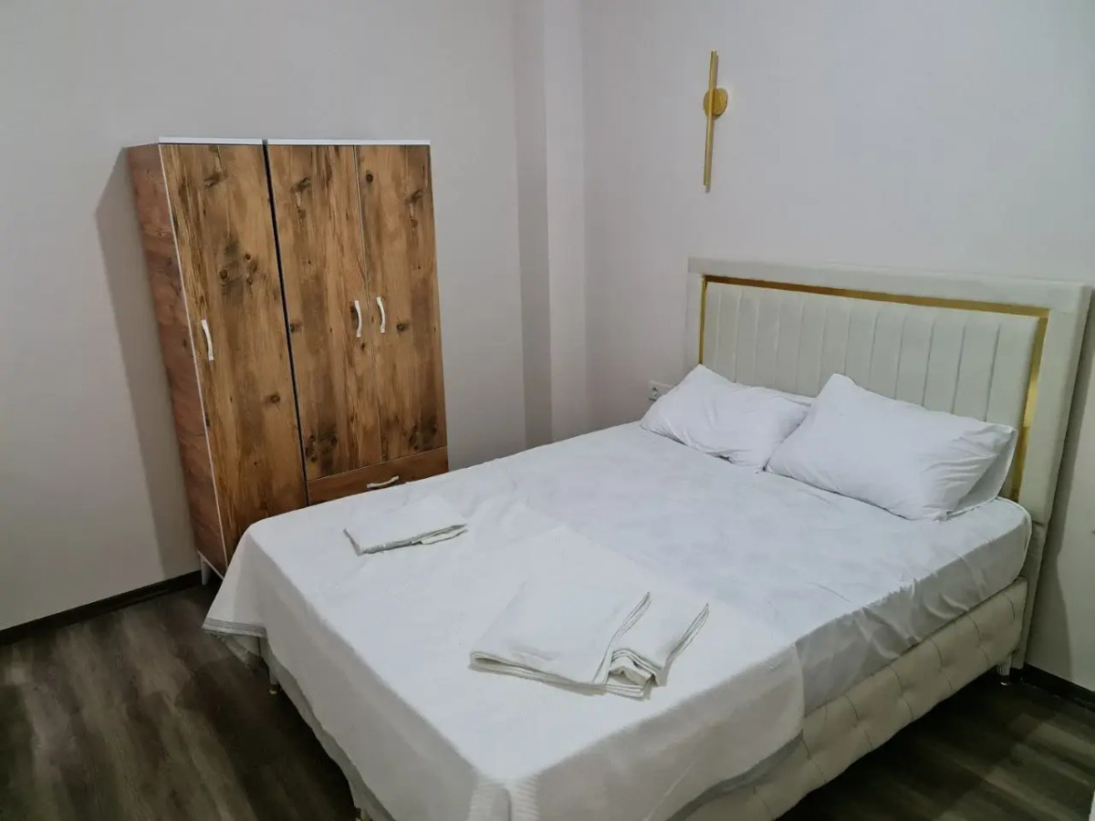 Отель Taksim 52