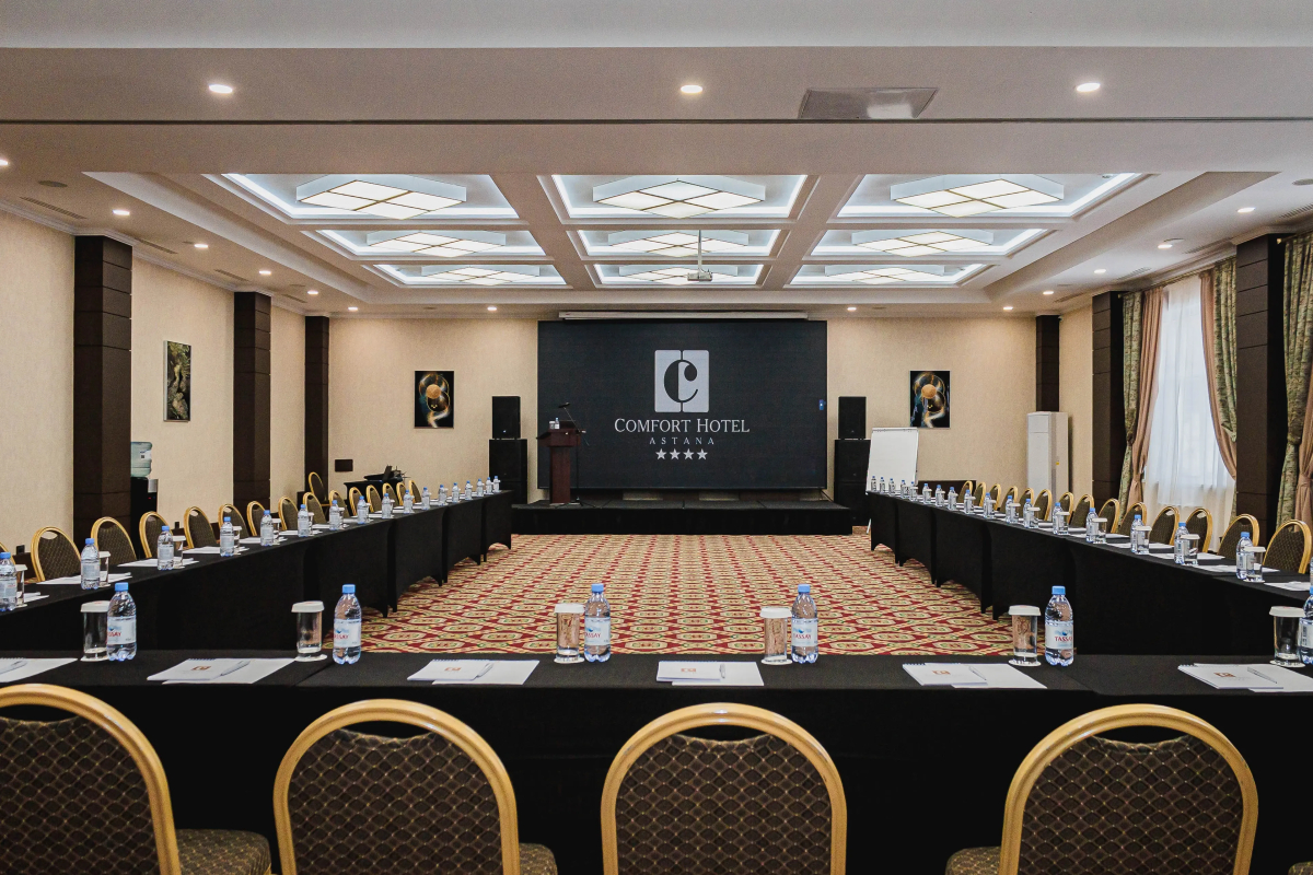 Отель Comfort Astana