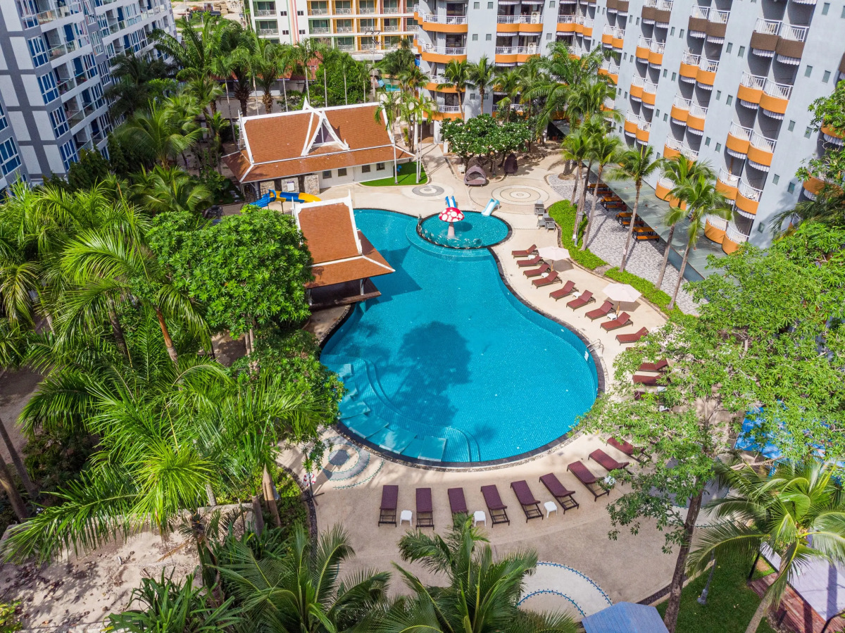 Отель Heeton Concept Pattaya by Compass Hospitality