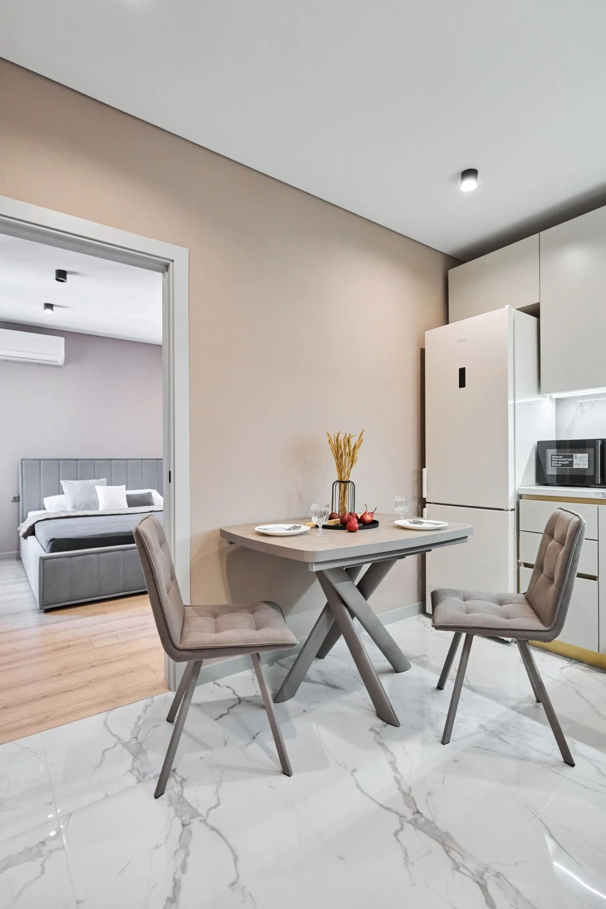 Квартира Двухкомнатная квартира возле центральной больницы