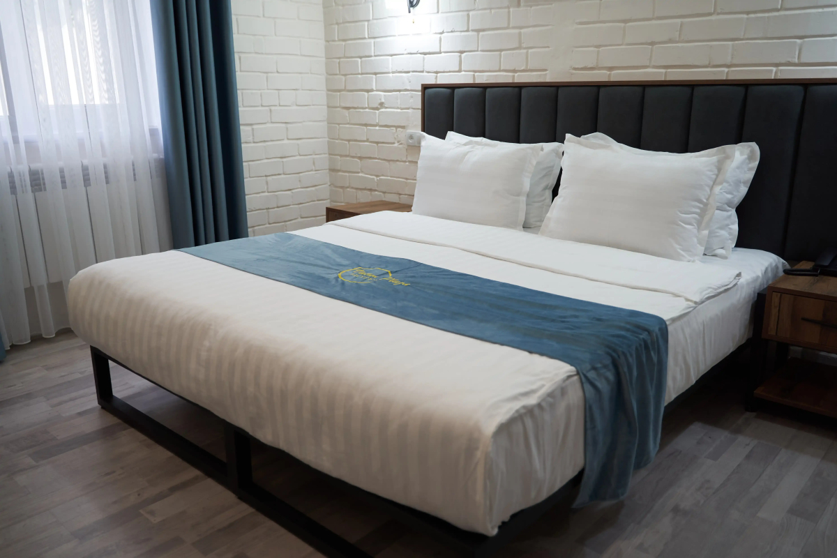 Отель Vatan Plaza