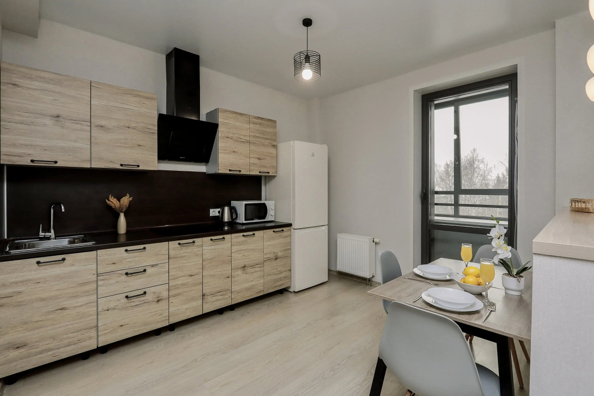 Апартаменты в ЖK Kолизeй c видом нa пруд.