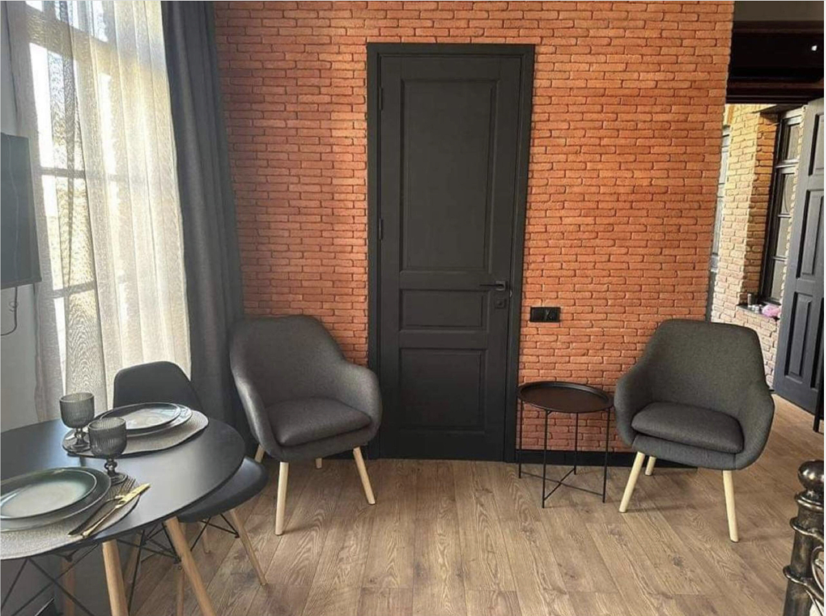 Апартаменты House near Gabriadze theatre