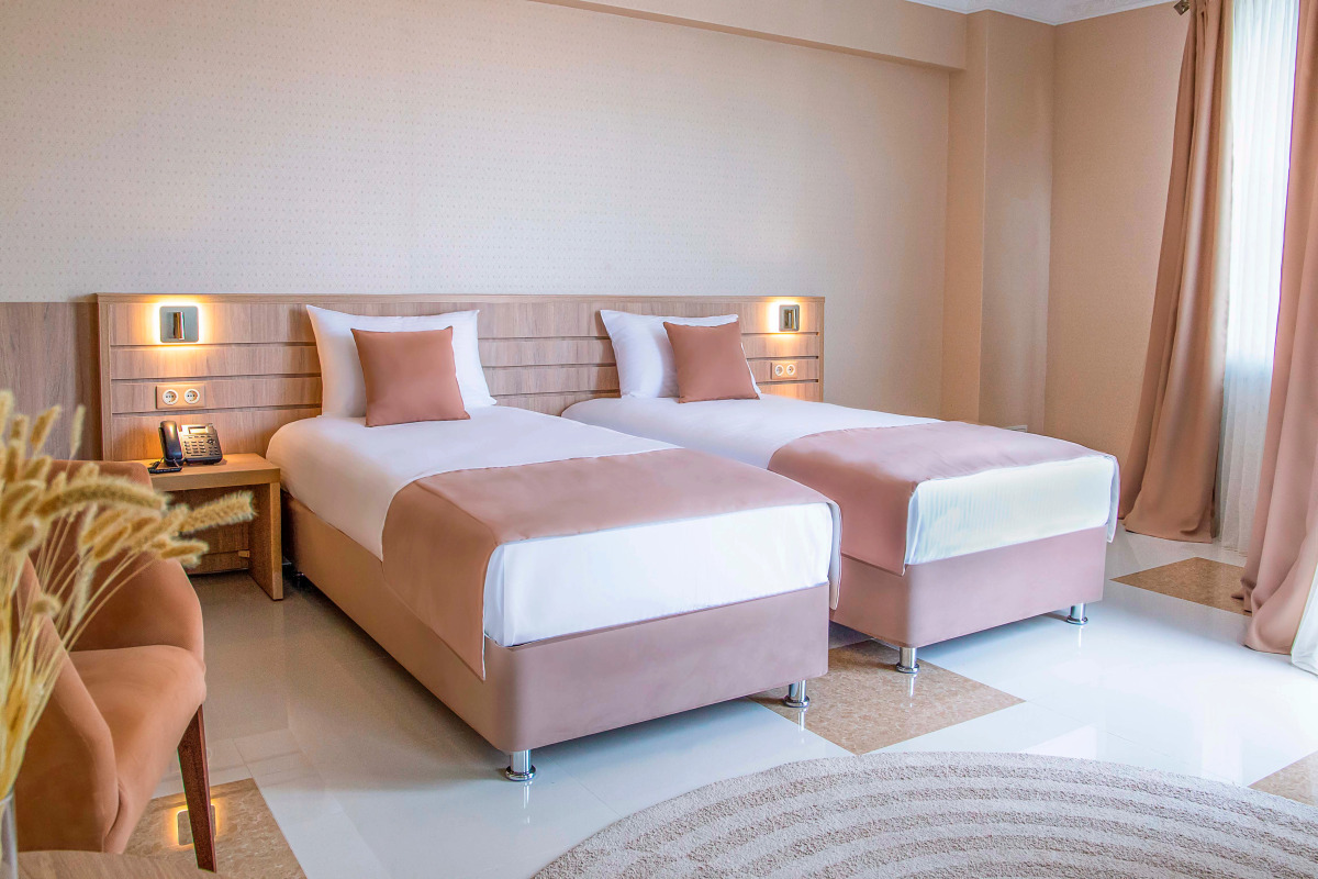 Отель Кристэлла