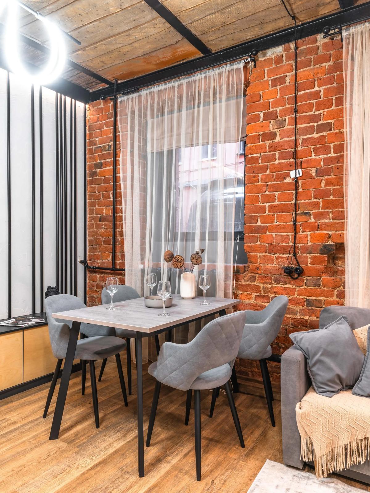 Просторная студия в историческом центре СПб