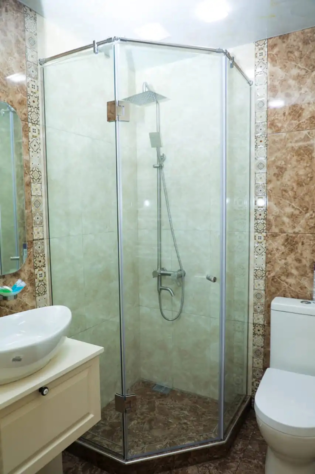 ARAGAST HOTEL & BREWERY пивоварня