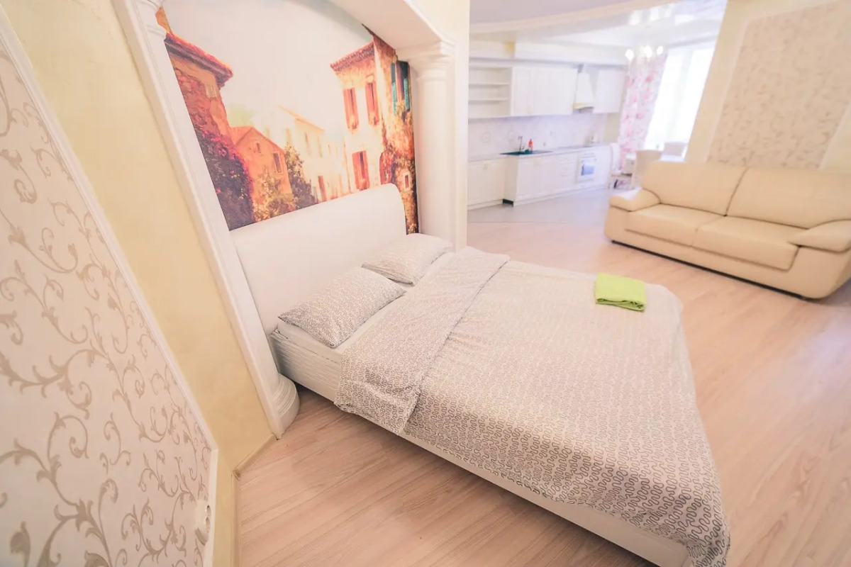 Апартаменты на Октябрьской Революции