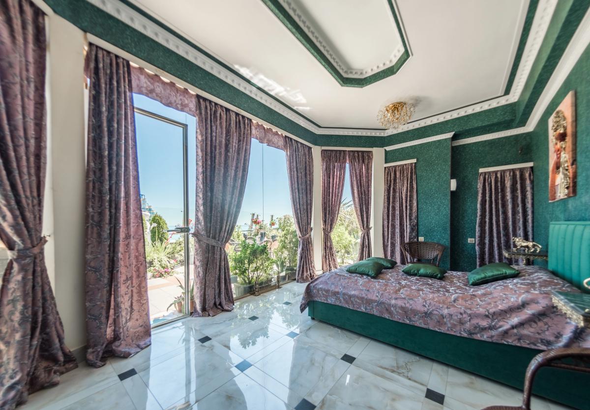 Вилла пентхаус с бассейном