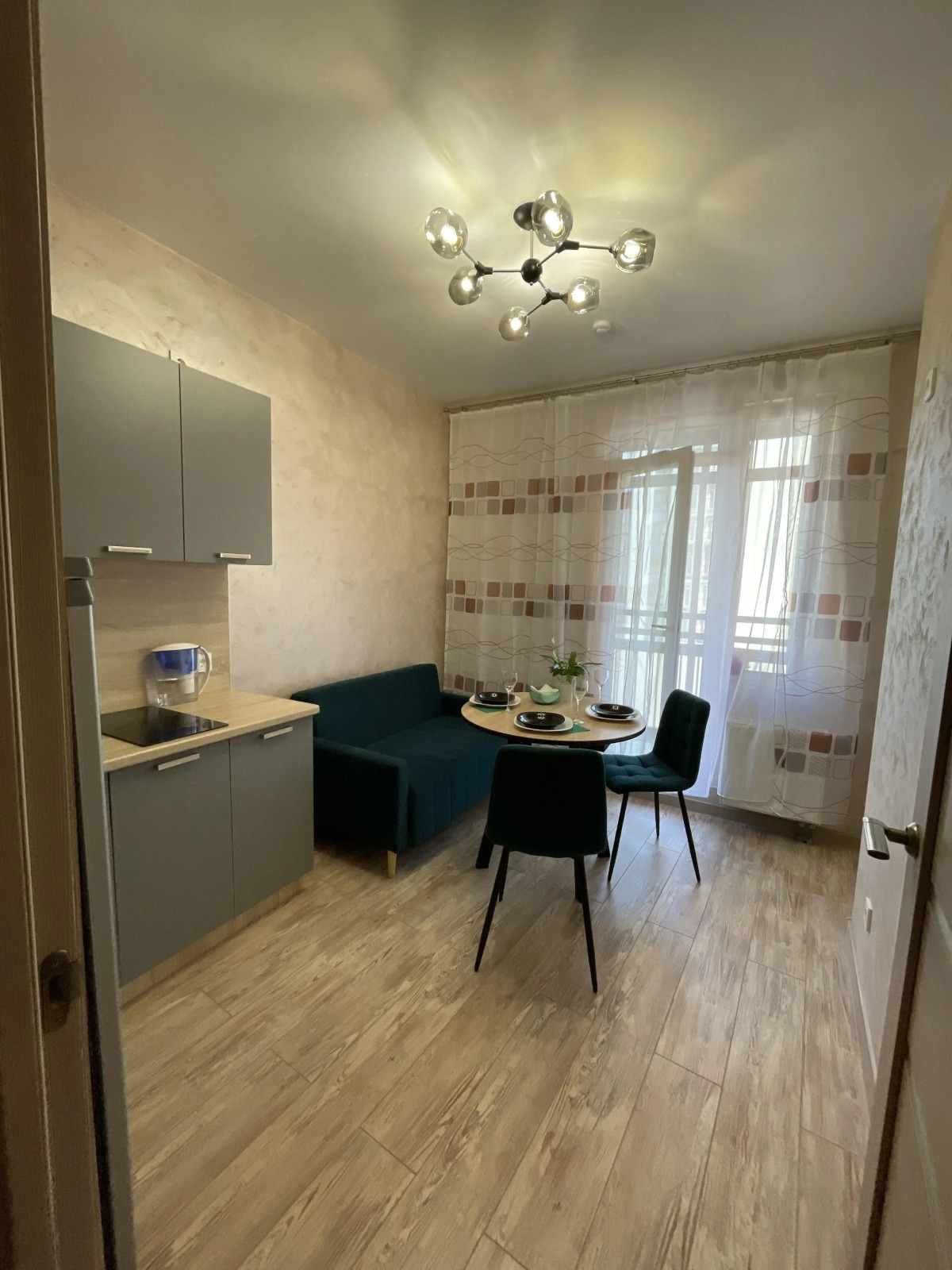 Апартаменты на Комендантском 63