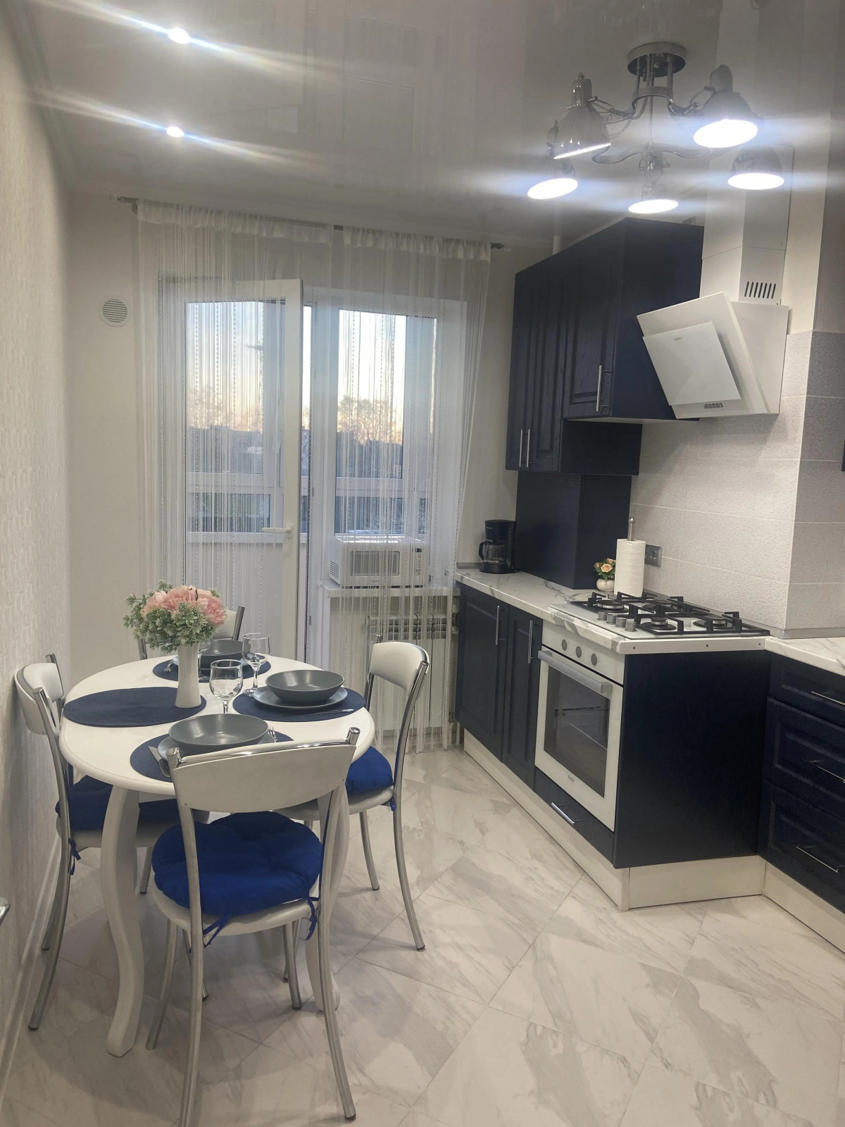 Апартаменты Уютные апартаменты у моря