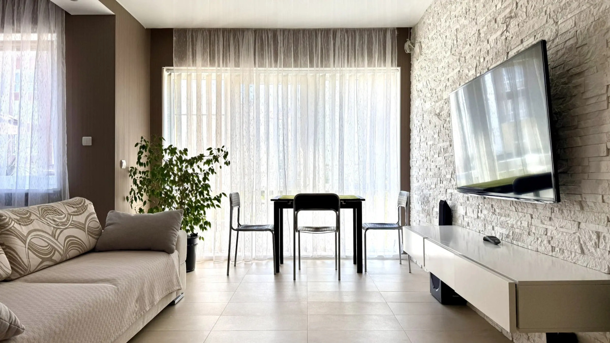 Апартаменты ApartMari Просторная 2-комнатная квартира рядом с Балтийским побережьем