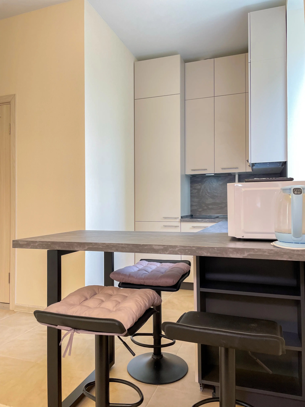 Апартаменты FolkFort стильная квартира у метро и ТЦ