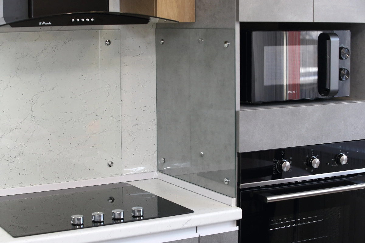 Квартира Новый дом! У метро ст. Заречная! 6 км до центра