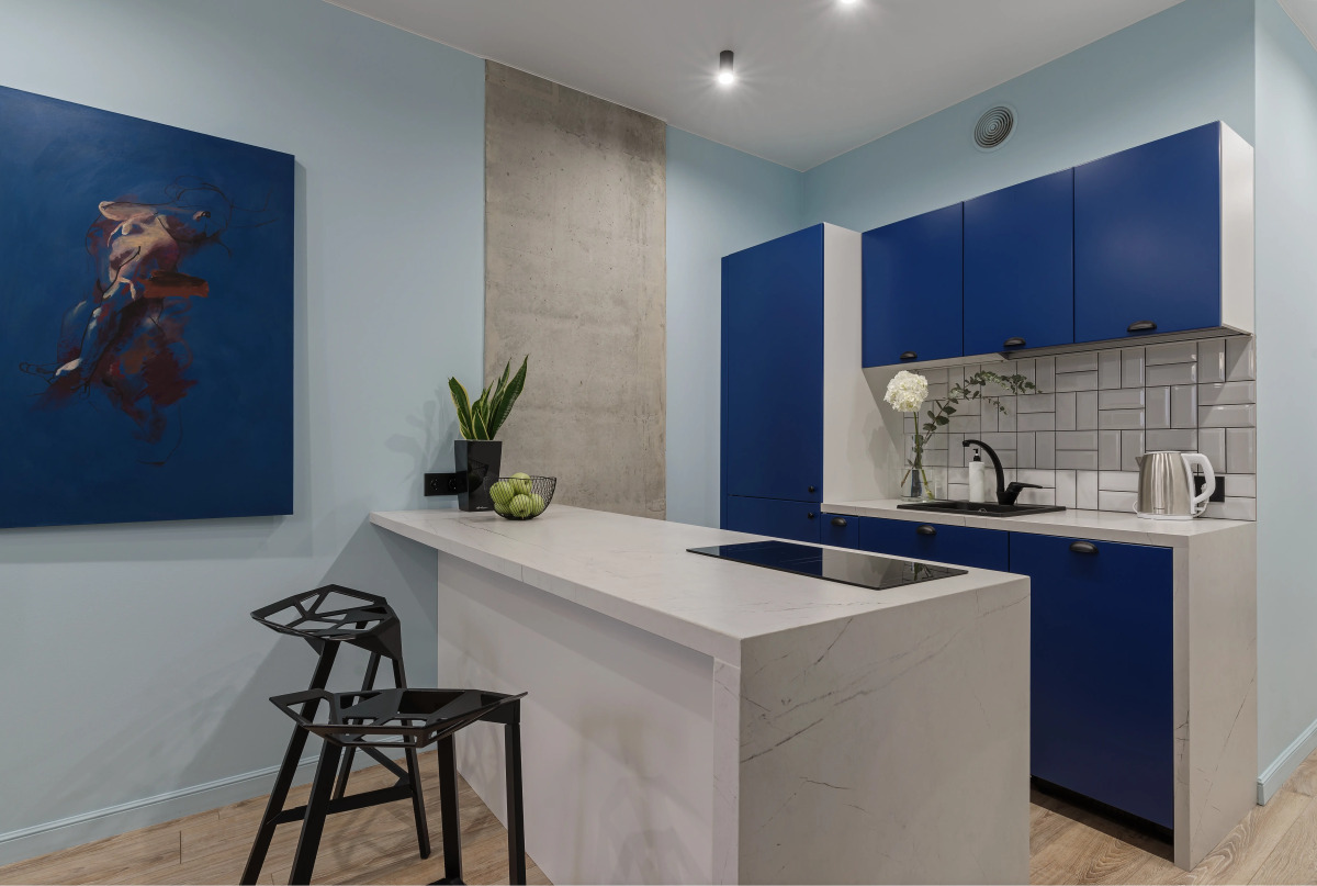 Квapтиpa-cтудия AZURЕ LIGНТ