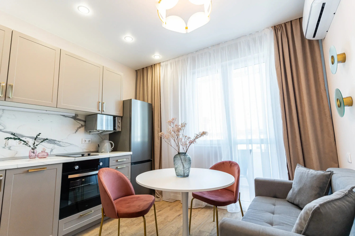 Апартаменты Уютная Квартира с Видом на Море и Город от LetoApart