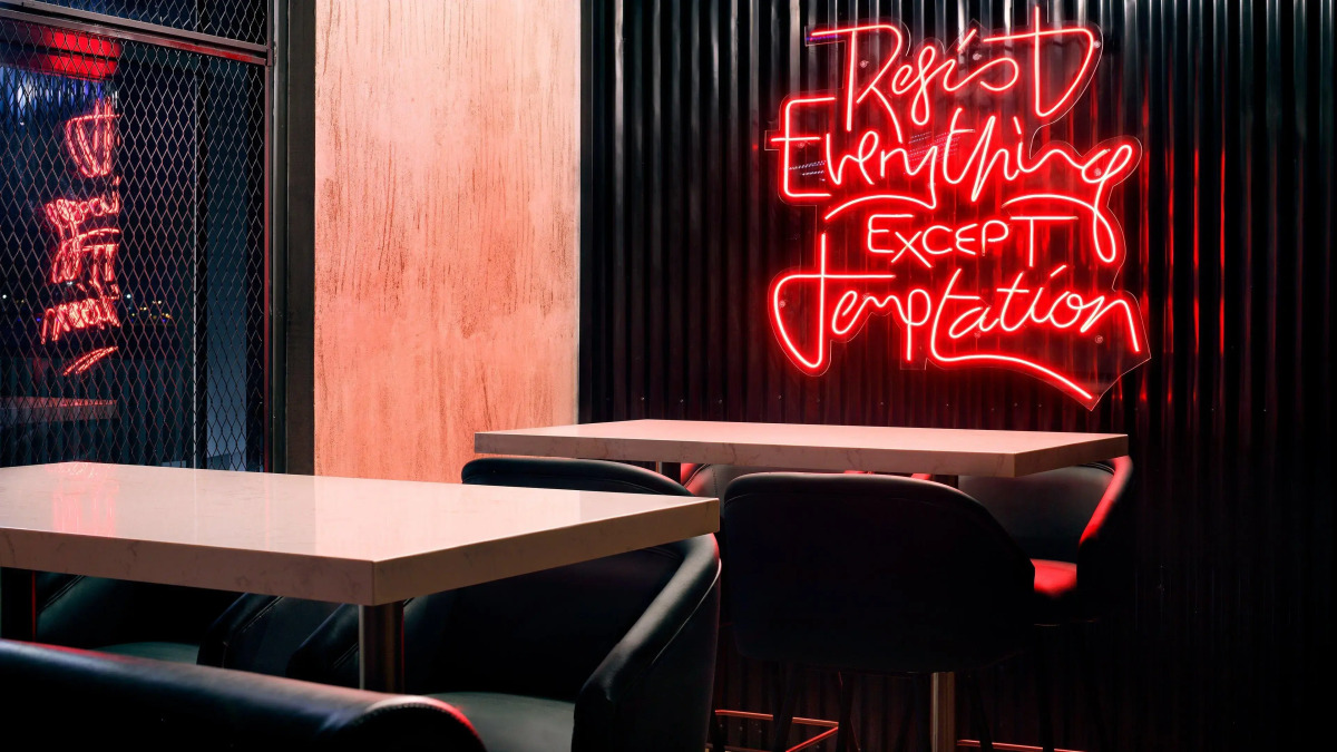 Holiday Inn Dubai al-Maktoum Airport, an IHG Hotel