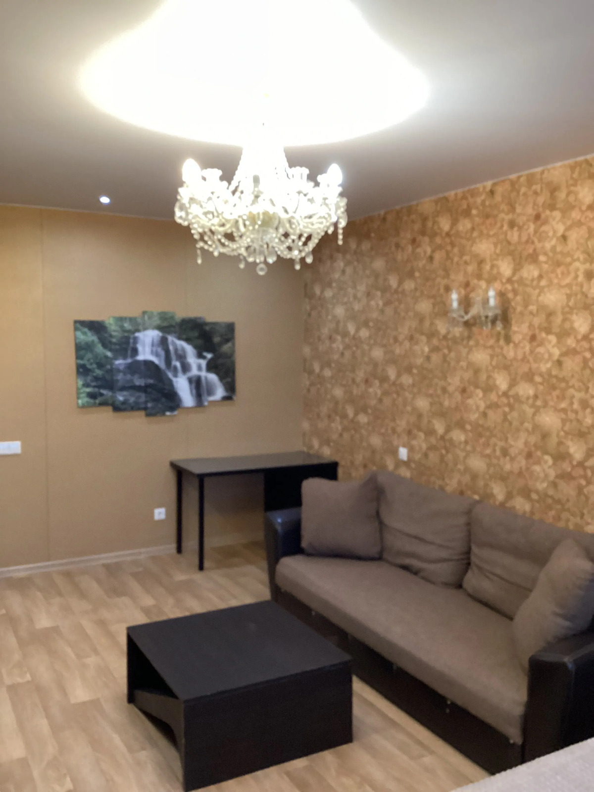 Квартира 1-комнатная на Родионова 192 корпус 4