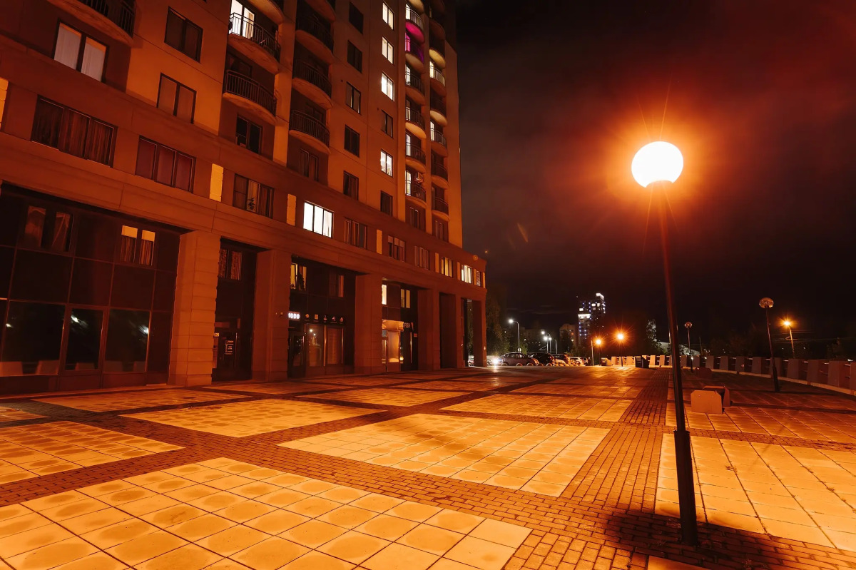 Апартаменты 9 ночей с видом на речку на Коммунальной 1