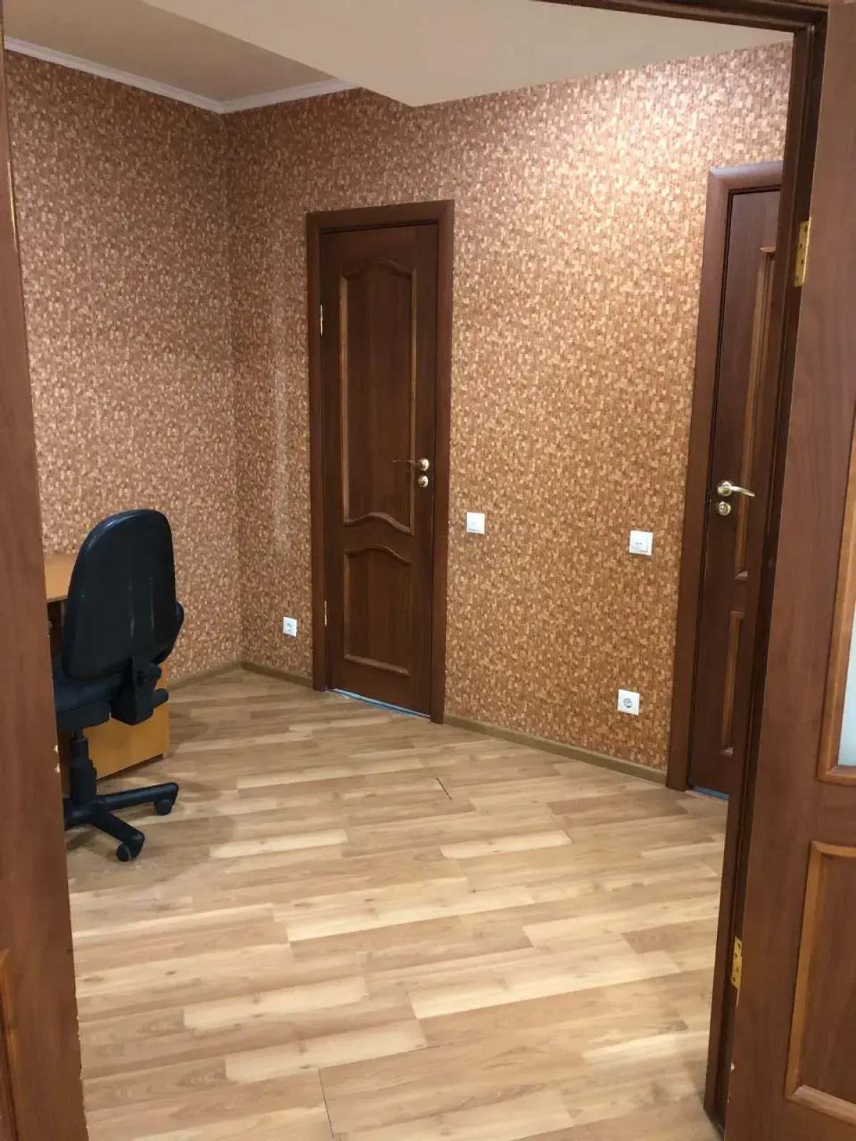 Апартаменты Мориса Тореза 79-38