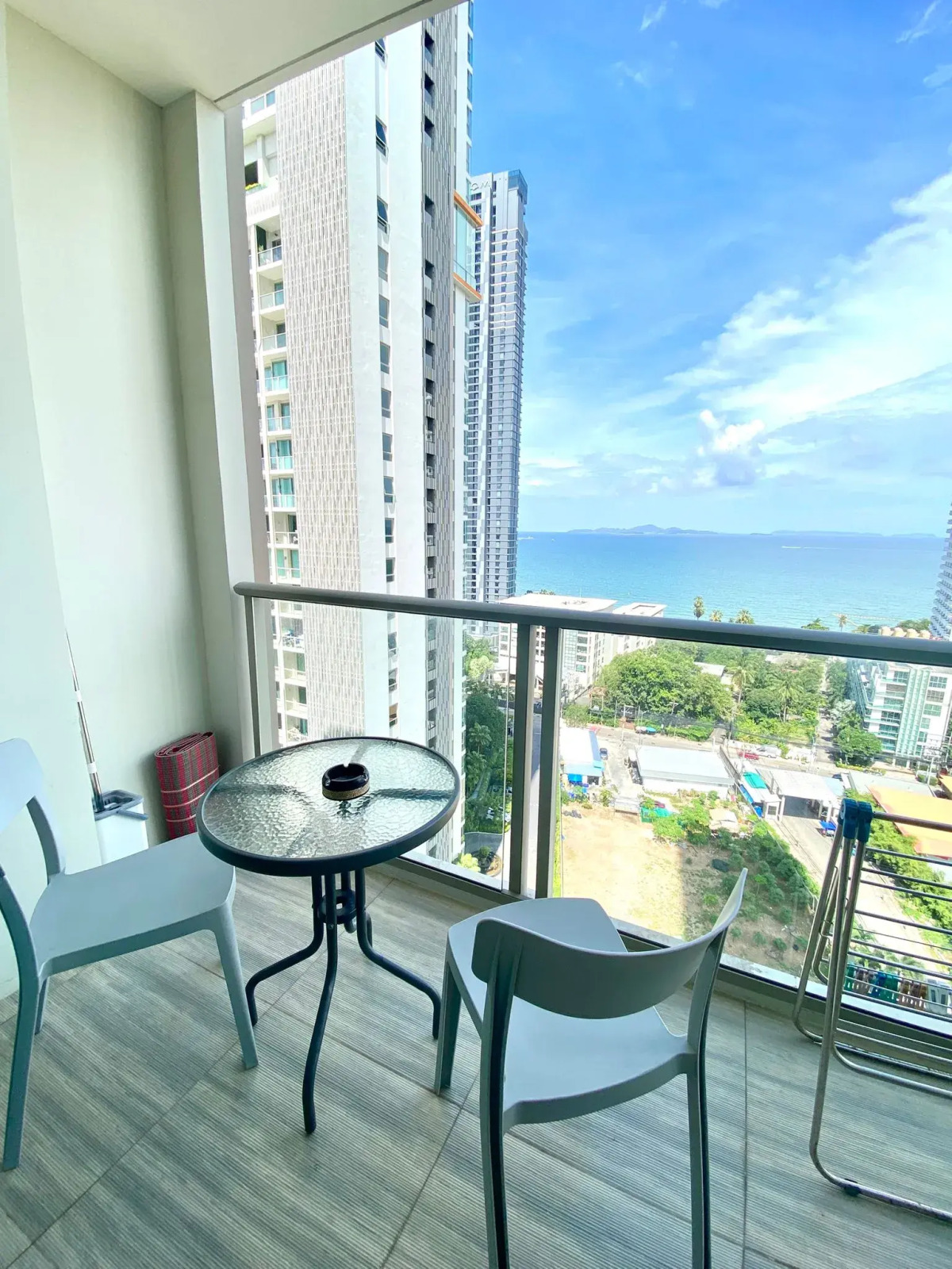 Апартаменты Riviera Wongamat Beach